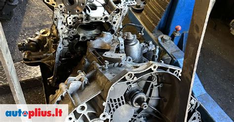 Schematinis Opel Zafira variklio dalių išdėstymas