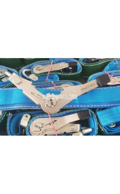 Automobilio gervės priedai: kilpos, diržai, pirštinės