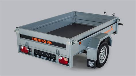 automobilio priekaba su techninės pagalbos automobiliu