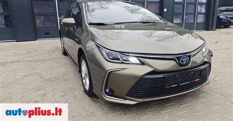 Devintosios kartos Toyota Corolla sedanas