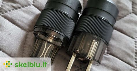 Skirtingi maitinimo laidų kištukai