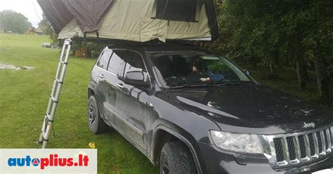 Nissan Navara su stogo palapine