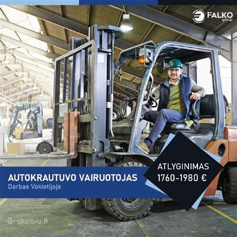 Autokrautuvo vairuotojas dirbantis sandėlyje