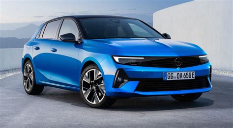 Opel Astra su AGR sėdynėmis