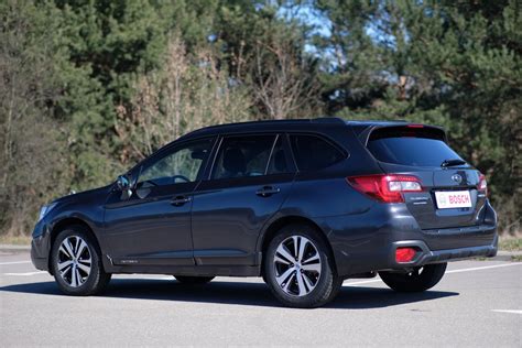 Istoriniai Subaru modeliai