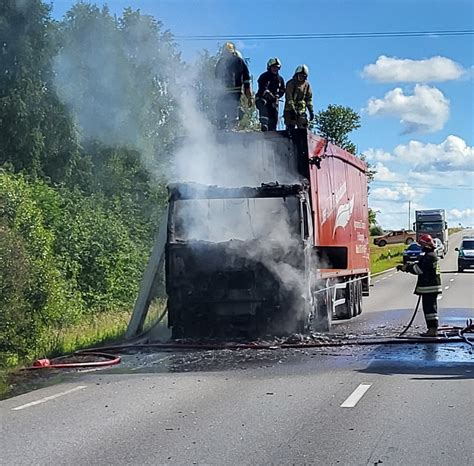 Sunkvežimis kliudė žmogų kelyje
