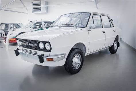 Istorinis Škoda 742 modelis