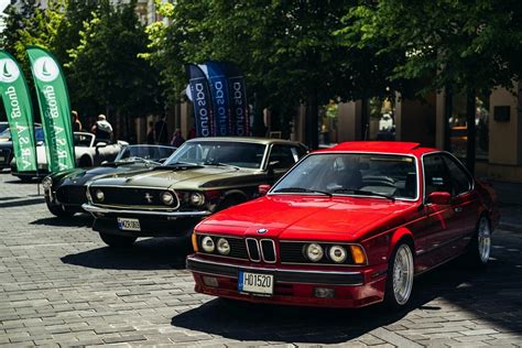 Išskirtinių automobilių paradas Palangoje