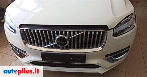 Volvo automobilio priekis