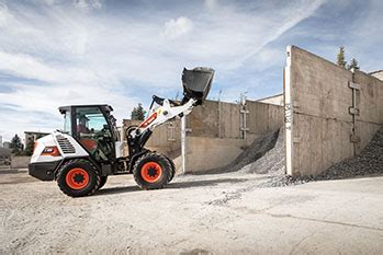Bobcat L85 kompaktiškas frontalinis krautuvas