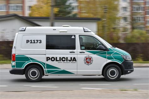 Policijos automobilis Alytuje