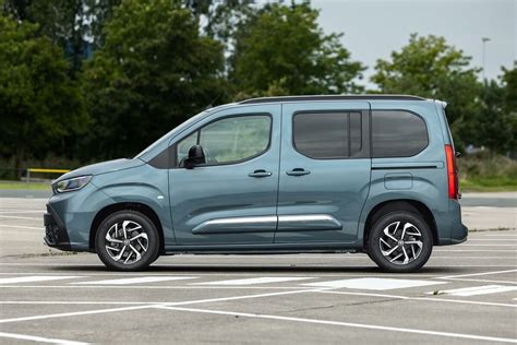 Toyota Proace City Verso - interjeras