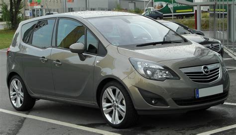 Opel Meriva automobilio dizainas