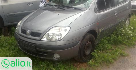 Renault Scenic 1 automobilio priekinė dalis