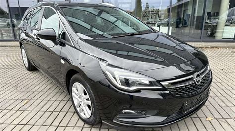 Opel Astra automobilis