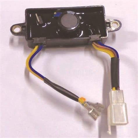 Automobilio generatoriaus įtampos reguliatorius (