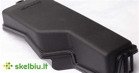 VW Golf 4 saugiklių dėžutės salone vieta