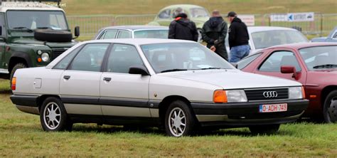 Audi 100 (C3) modelio nuotrauka