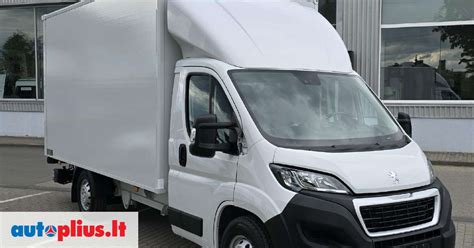 Inografika su Peugeot Boxer krovinių skyriaus matmenimis