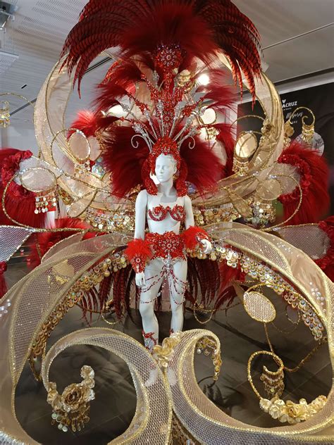 Brazilų karnavalo kostiumai