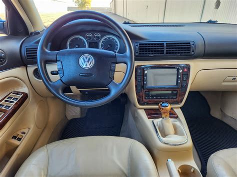 VW Passat B5 automobilio interjeras su audio sistema
