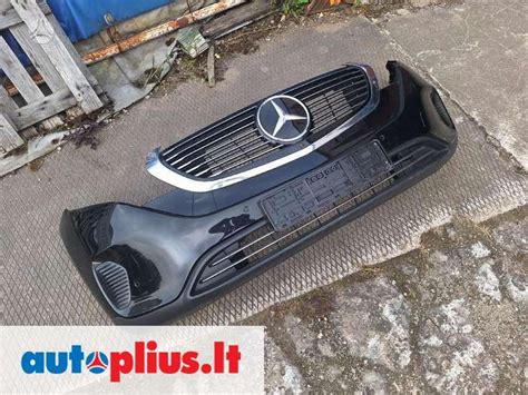 Automobilio priekinis bamperis