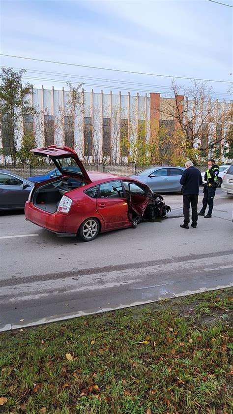BMW automobilio avarija Raudondvario plente