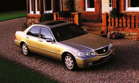 Įvairūs Honda Legend ratlankių dizainai