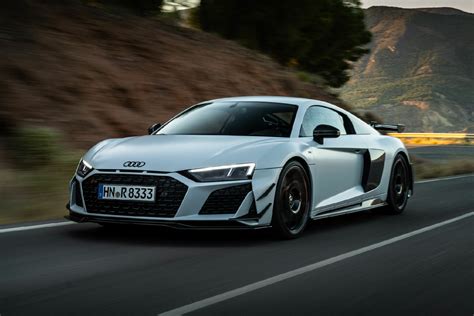 Audi R8 automobilio dizainas