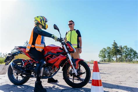 Motociklas su keleiviu