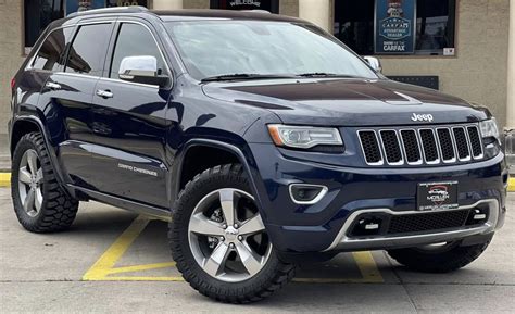Jeep Grand Cherokee WK2 galinis buferis su apsauga