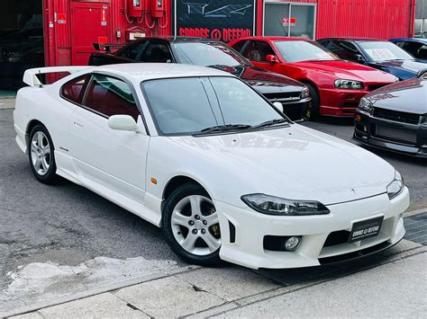 Nissan Silvia S15 dizainas