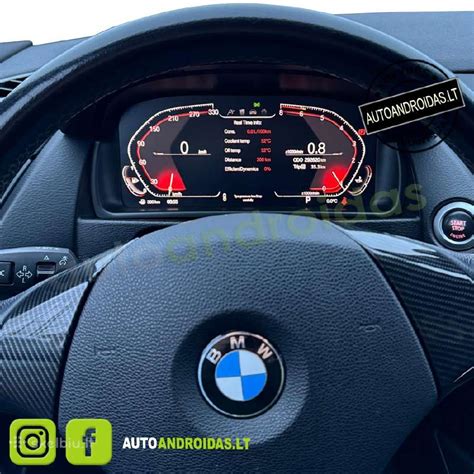 BMW E90 prietaisų skydelis su įjungta vairavimo asistento sistema