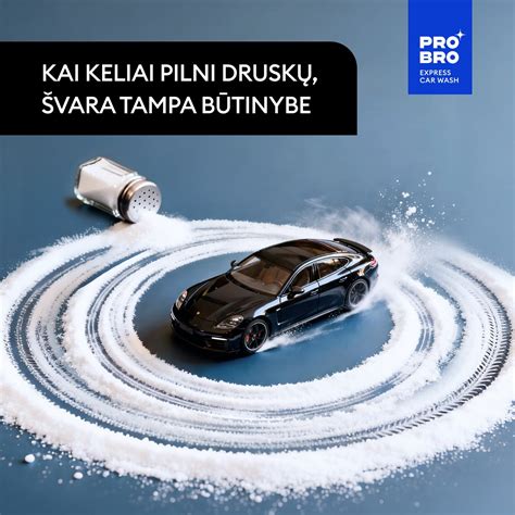 Žiemos keliai su druska ir automobilio ratlankiai