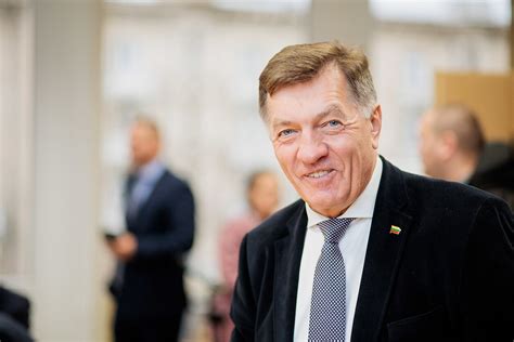 Algirdas Butkevičius ir automobilis