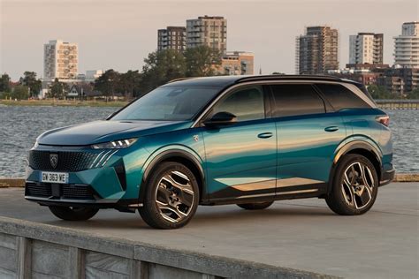Peugeot 5008 priekinių žibintų tipai