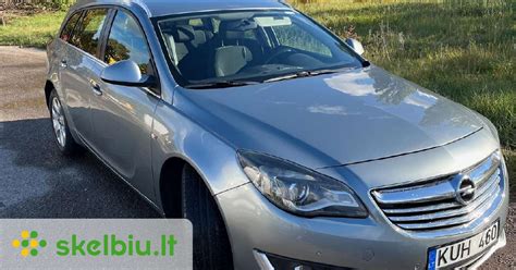 Opel Insignia automobilio salonas su kilimėliais