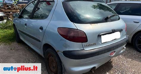 Peugeot 206 variklio skyrius
