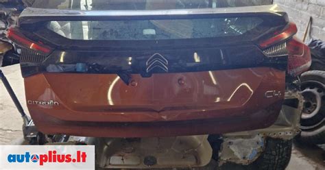 Citroen Xantia automobilio priekinė dalis
