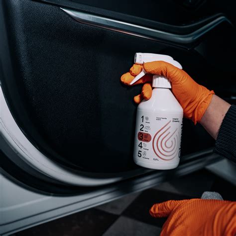 interjero atnaujinimas su naudotais automobilio užvalkalais