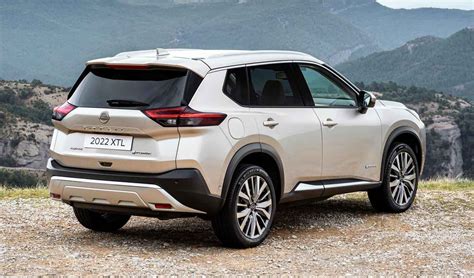 Nissan X-Trail įvairios kartos