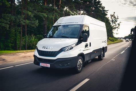 Iveco Daily automobilio techninių duomenų lentelė