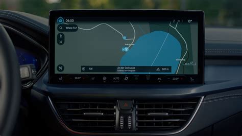 Ford Focus interjeras su SYNC 4 sistema
