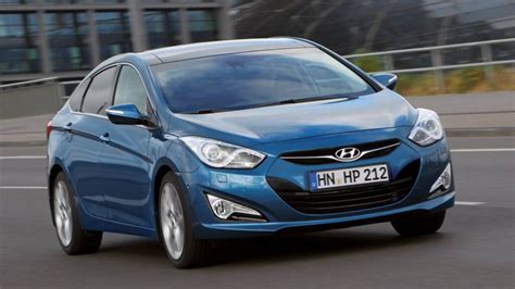 Hyundai i40 automobilio priekis