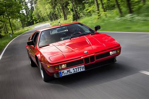 BMW M1 lenktynėse