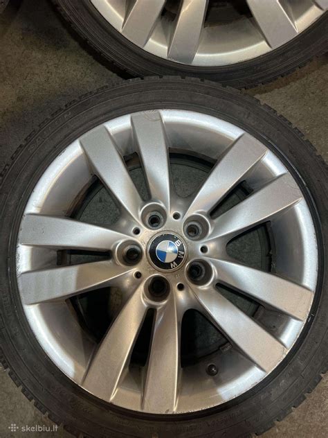 BMW E39 su skirtingais R17 ratlankių dizainais