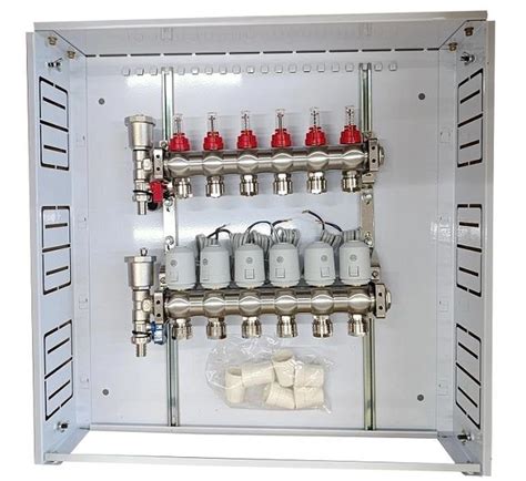 Grindinio šildymo kolektorius su termoelektrinėmis pavaromis