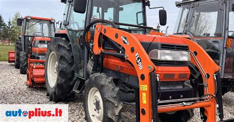 Įvairių modelių hidraulinių transmisijų keltuvų palyginimas