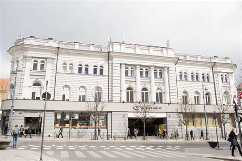 Vaistinės Gedimino prospekte išorė