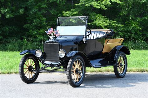 Ford Model T automobilis